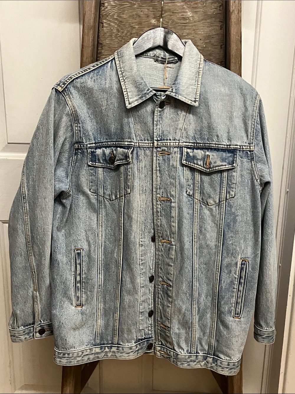 Aritzia TNA oversized trucker jacket